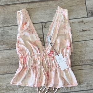 WAYF Blush Floral V-Neck Top